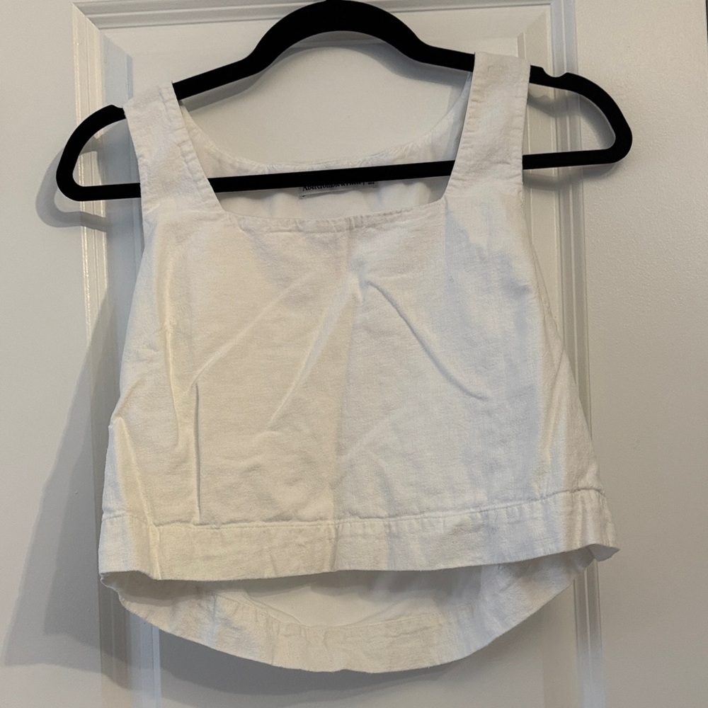 Abercrombie & Fitch White Crop Top
